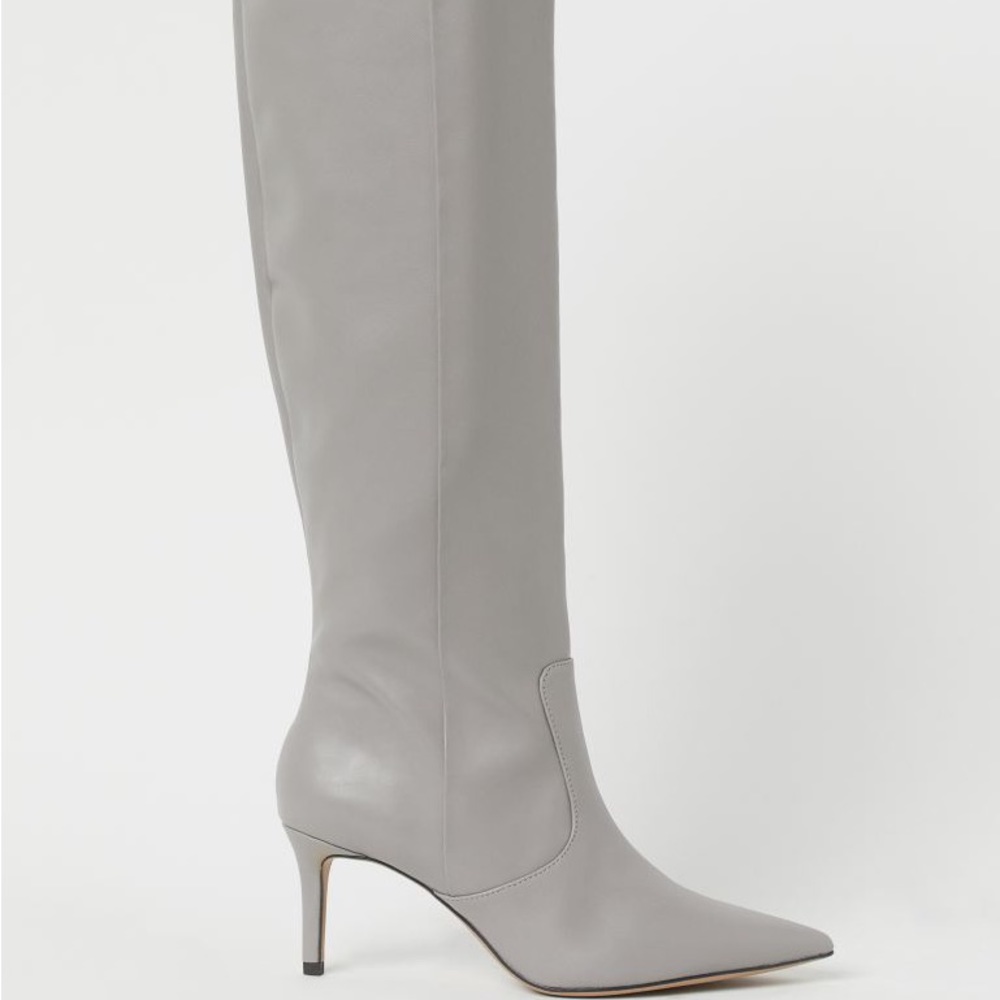 H&M KNEE HIGH BOOTS GREY COLOR